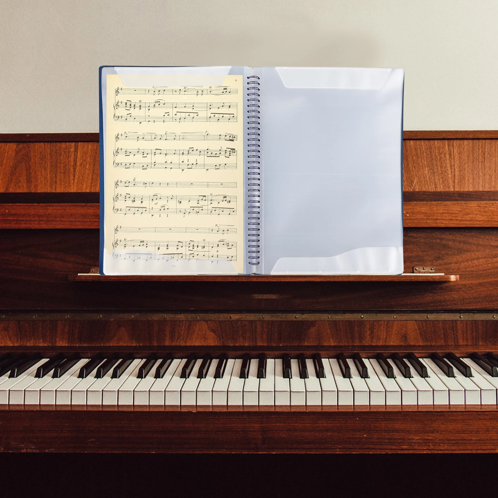 

1pcs 30 Pages Music Folder For Sheet Music Non-Reflective Vintage Style Holder Choir Band Piano Guitar File Storage Folder
