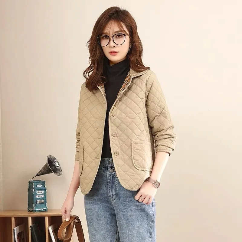 

Short Cotton-padded Clothes Jacket Women New Loose and Light Short Rhombic Casual Fashion Slim Coat in Winter of 2023