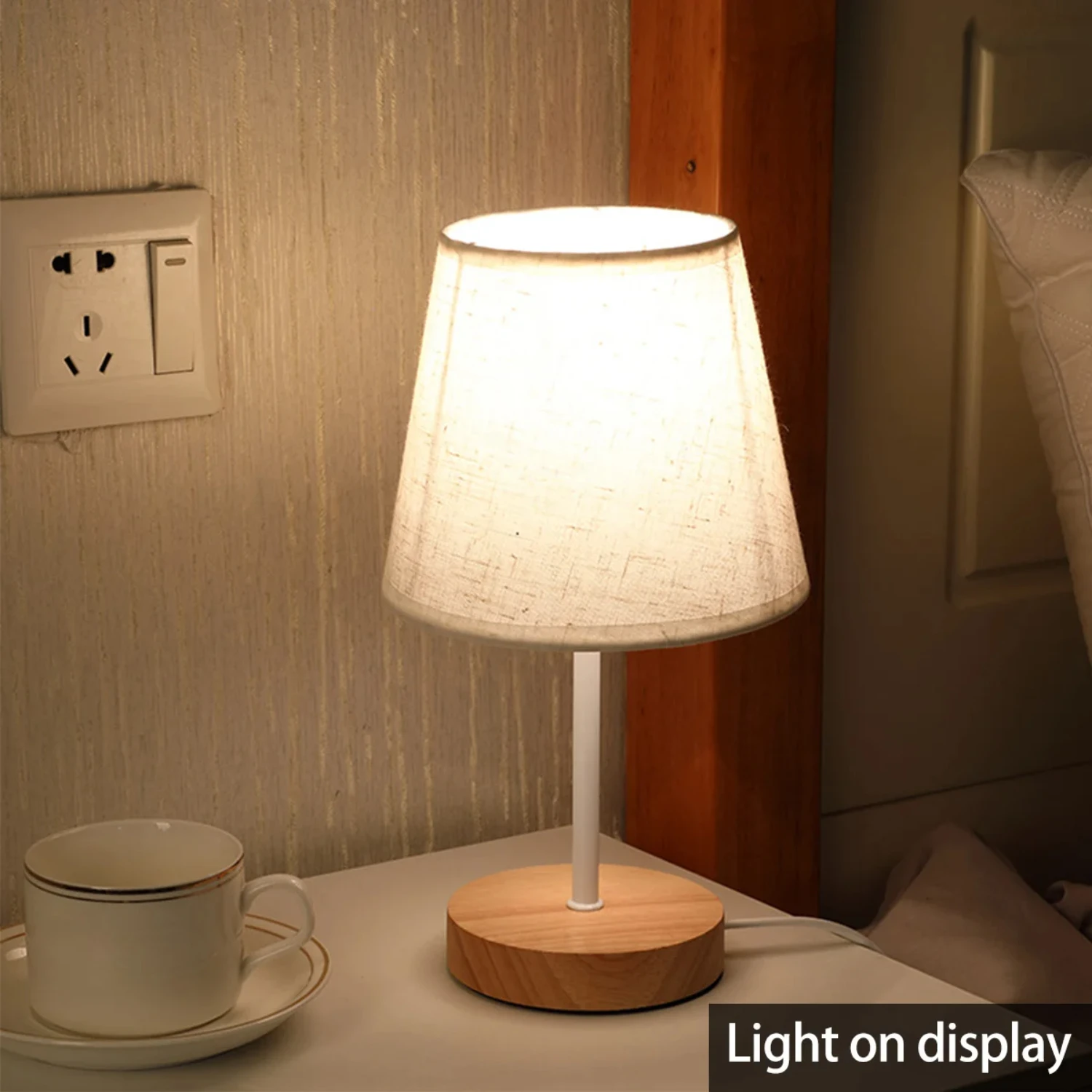 Wooden Table Lamp USB Powered Nightstand Lamp Warm Light Bedside Lamp With Cylinder Lamp Shade Desk Light Bedroom  Decor