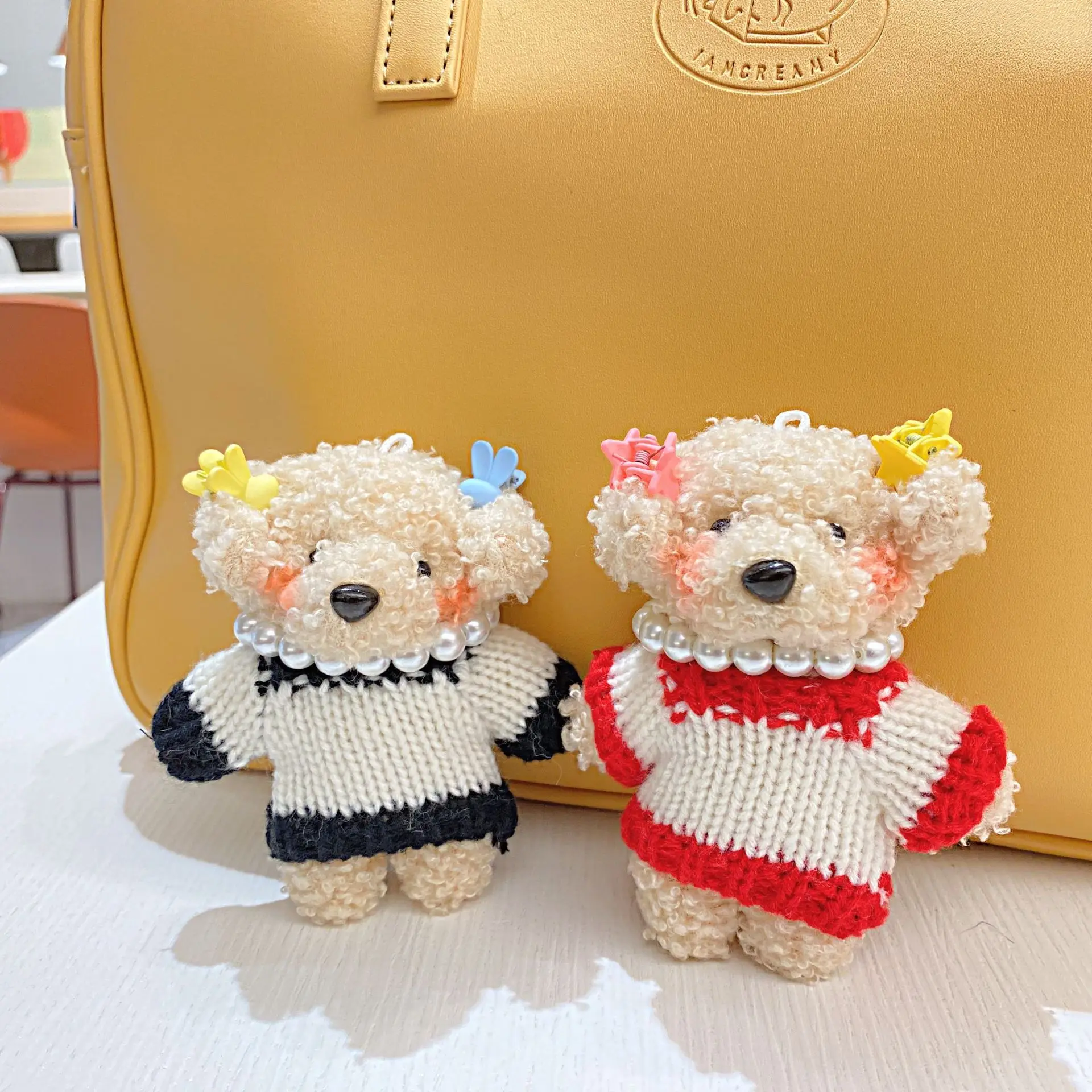 Neue niedliche ausgestopfte Hunde puppe Perle bunte Tie-Dye Plüsch Teddy Hund Tier Plüsch Tasche Anhänger Schlüssel bund Ornamente Mädchen Geburtstags geschenk