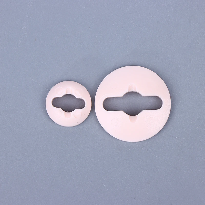 ✰✪1PC Daily Maintenance Pull Jin Go Out To Send Makeup Home Doll Hook Special Neck Card Doll Accessories