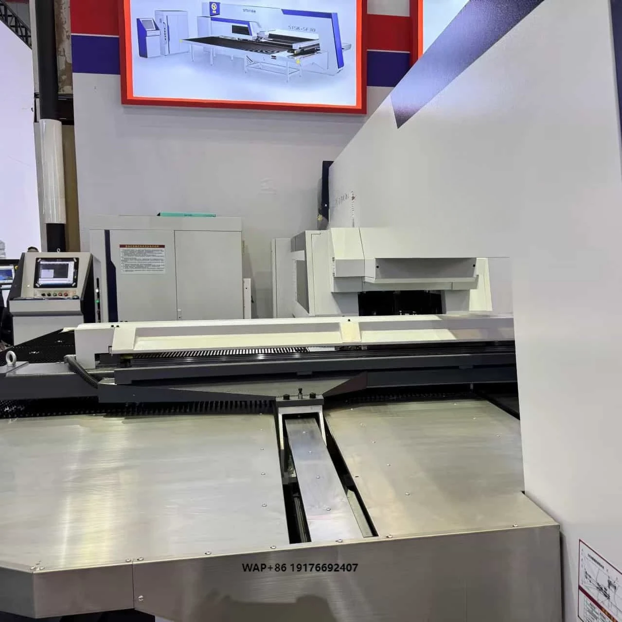 Fully Automatic CNC Mechanical Turret Punch Machine/Hole Perforating Machine