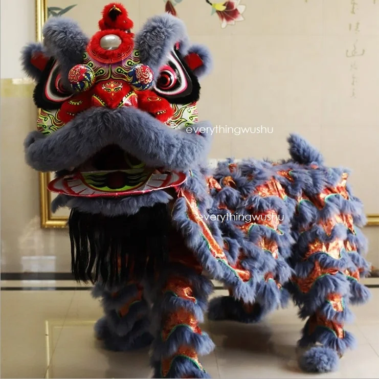 Traditional Chinese Lion Dance Costumes Perform Southern Style for Kung Fu Martial Arts Models