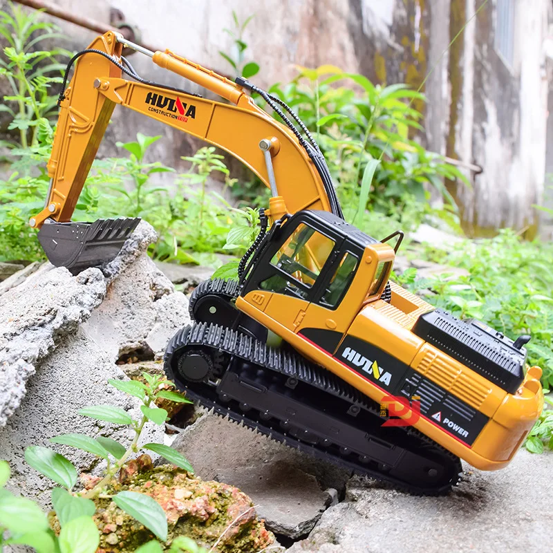 

1: 40 simulation alloy children's construction vehicle excavator model beach parent-child toys New Year gifts collectibles