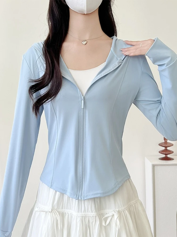 

Новая женская солнцезащитная одежда: летняя, дышащая, тонкая, с защитой от УФ-лучей, для активного отдыха, спортивная, однотонная