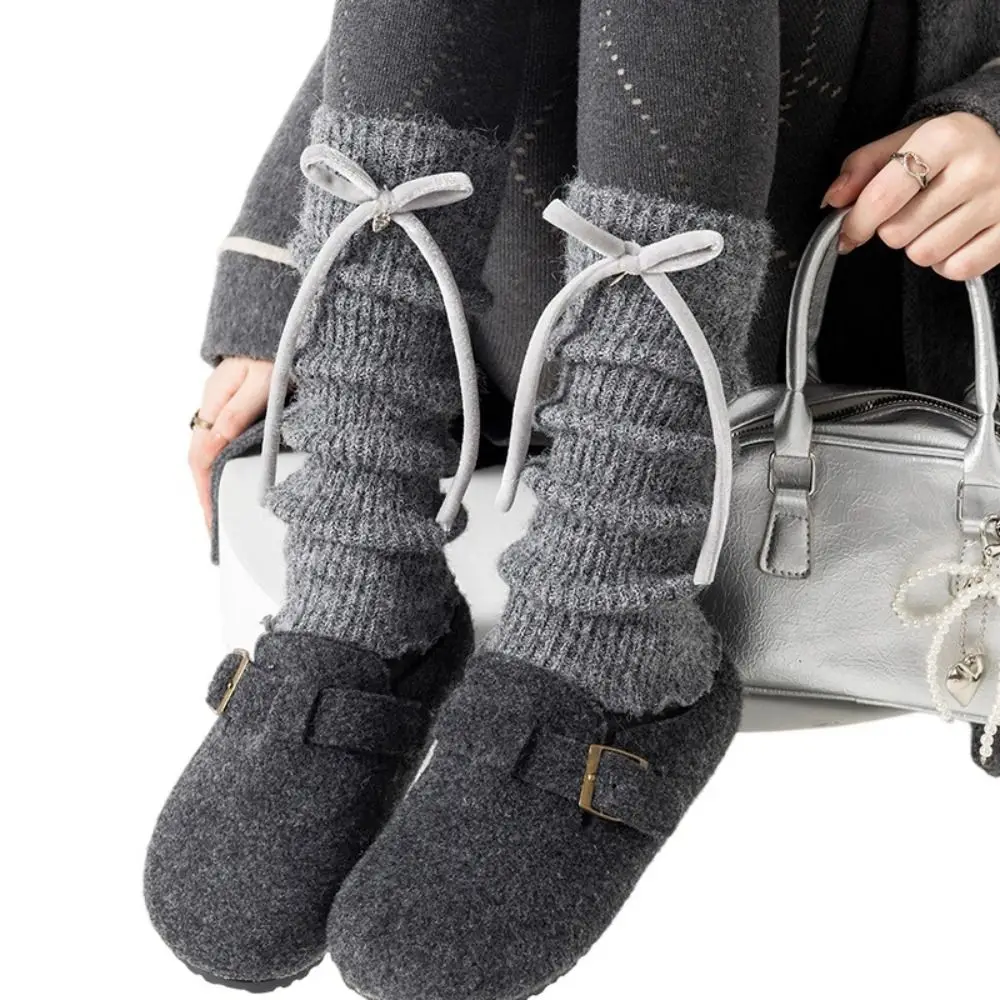 سيدة الموضة بلون تدفئة الساق Bowknot الديكور غطاء للقدم الدافئة محبوك غطاء للقدم كومة سميكة الجوارب الزي غير رسمي