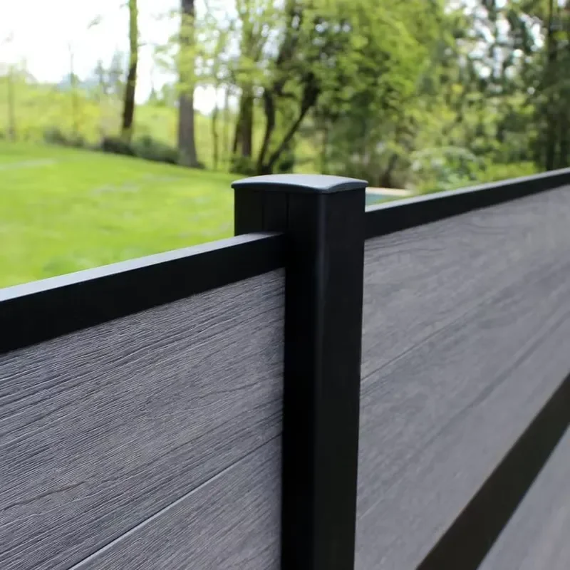 Two Tone Wood Texture Aluminum Privacy Fence Modern Horizontal Slat Villa Boundary Fencing
