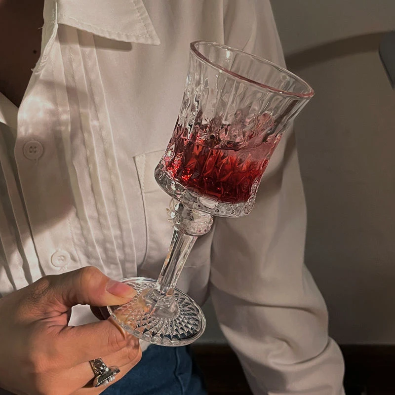 French Embossed Engraved Goblet European Glass High Value Female Red Wine Glass Ins Style Champagne Glass Vintage Wine Glass