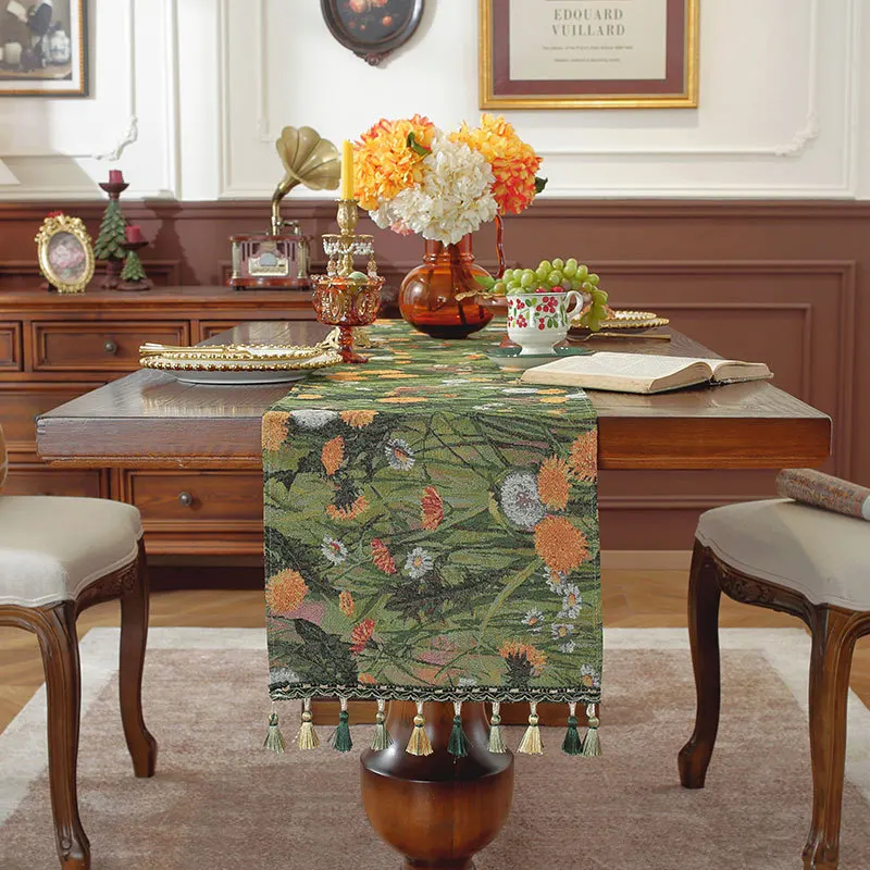 Retro Oil Painting Jacquard Table Runner with Tasseles Embroidered Elegant Table Runner for Party Kitchen Dining Home Decoration