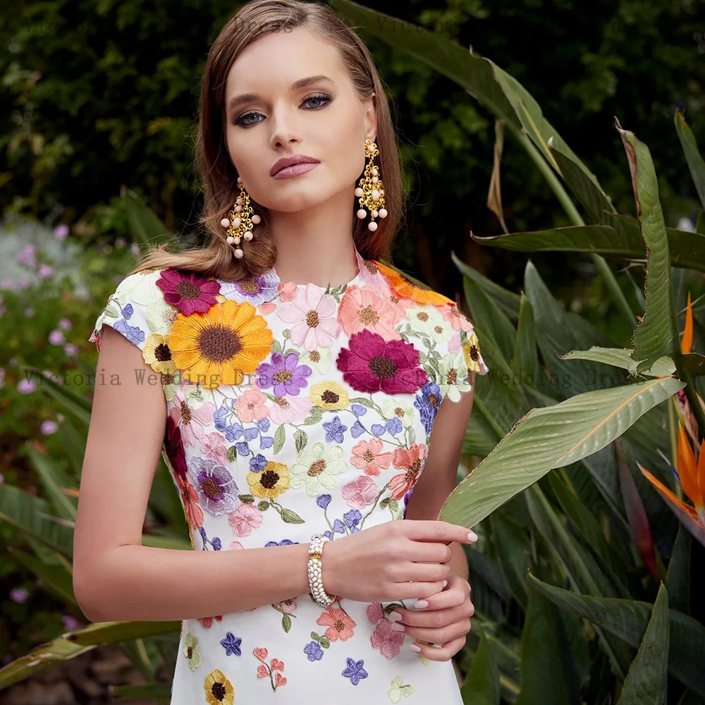 Exquisitos vestidos de flores blancas para madre de la novia, cuello redondo, Mangas de casquillo, vestidos de fiesta de boda, longitud de té 2024 فااييييلرة ة