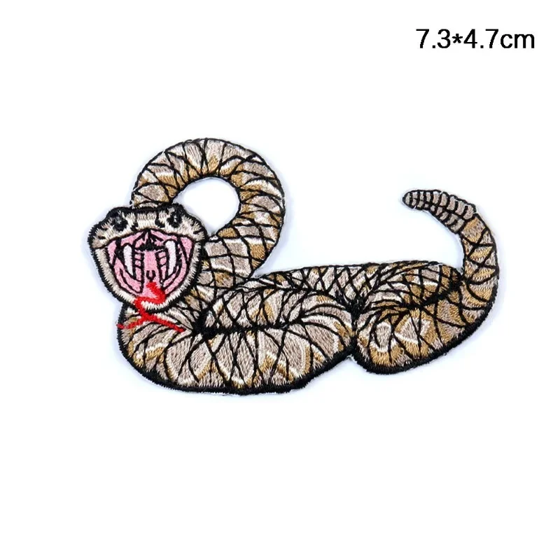 ملصق قماشي مطرز بحافة محروقة راقية، غزال سيكا، قطة، ثعبان الذئب، إكسسوارات ملابس الحيوانات الصغيرة، فتحات شارة