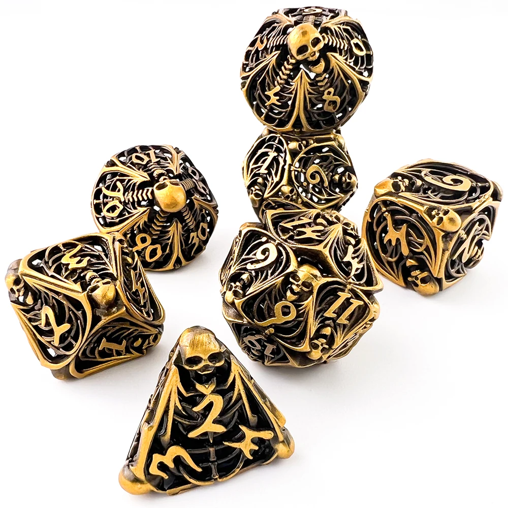 7PCS cool Hollow Metal Dice Polyhedral Dice Set for D4-D20 DND Role Playing Games