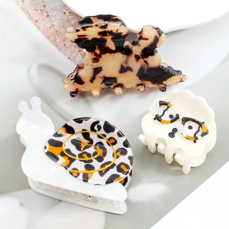 Animal Hair Claw Clips - Cute Puppy, Panda, Snail Design Hair Clips for Women - Korean Fashion Hair Accessories