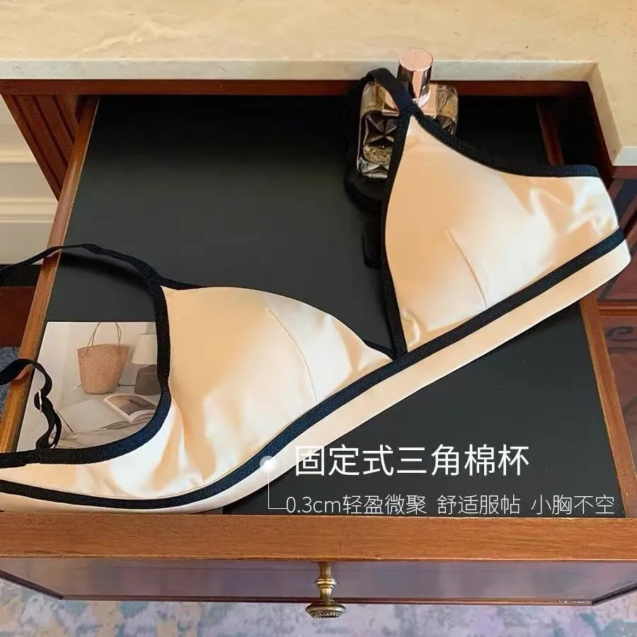 حمالة صدر ناعمة على الطراز الأمريكي للنساء صيفية كاجوال سوداء بدون أثر ملابس داخلية مريحة ناعمة بدون خياطة