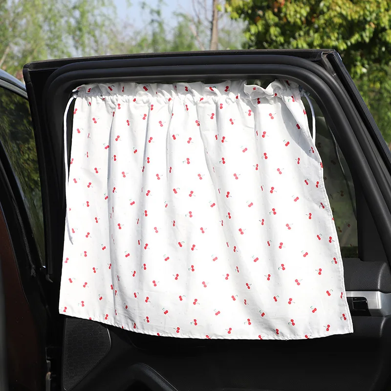 

Car sunshade suspension suction cup lace daisy sunscreen and thermal insulation car double-layer sunshade