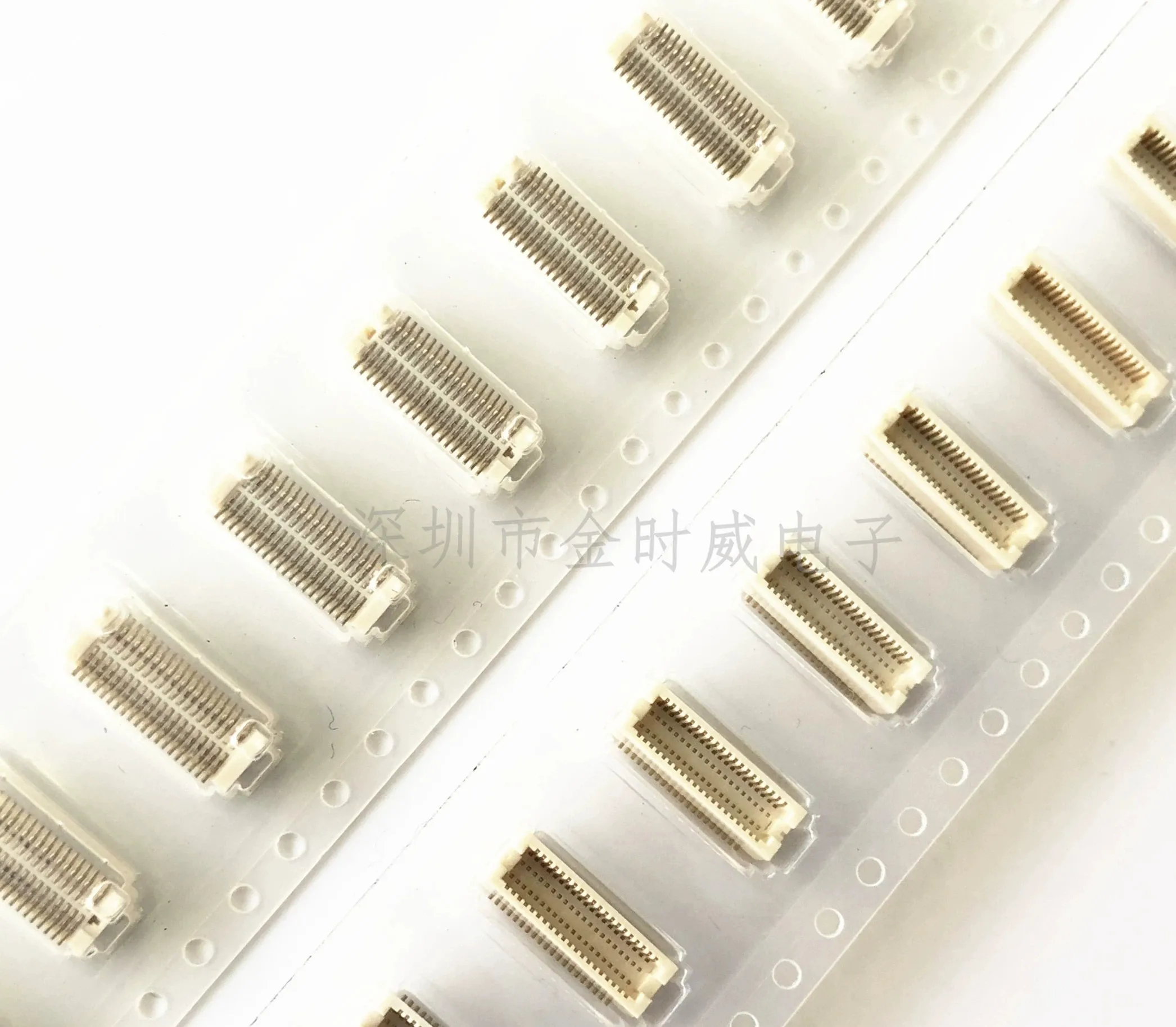 5PCS~100PCS/LOT  DF12D(4.0)-40DP-0.5V(81)  DF12D(4.0)-40DP-0.5V  40PIN  0.5MM  SMD  NEW ORIGINAL