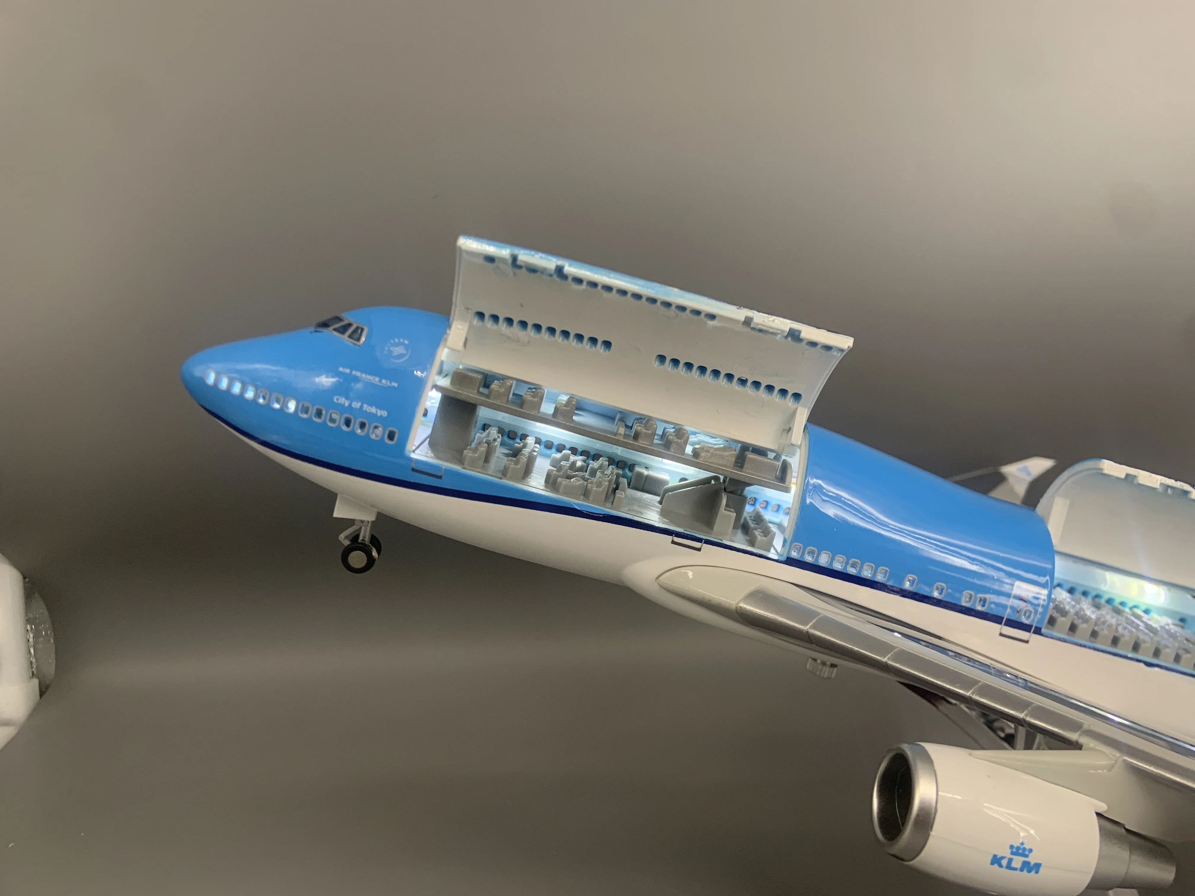 NEW 747 KLM Royal Dutch Airlines Aircraft Airplane Model 47cm Resin Collection Diecast plane Hatches Can Be Opened