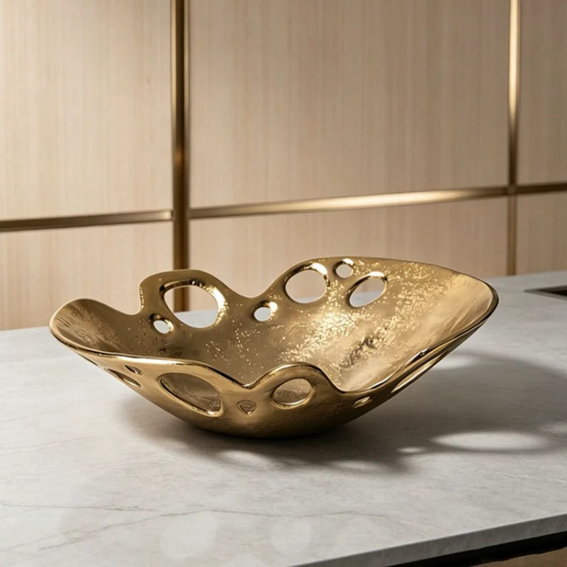 Creative Golden Storage Trays Modern Luxury Decorative Trays Irregular Hollow Kitchen Fruit Tray Home Storage Organization