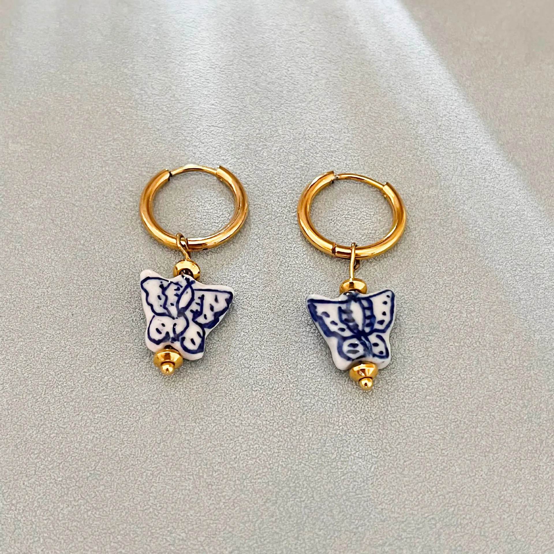 Creative Hand Painted Ceramic beads Heart Love Pendant Charm Clip Earrings for Women Stainless Steel Hoop Earrings Jewelry 2023