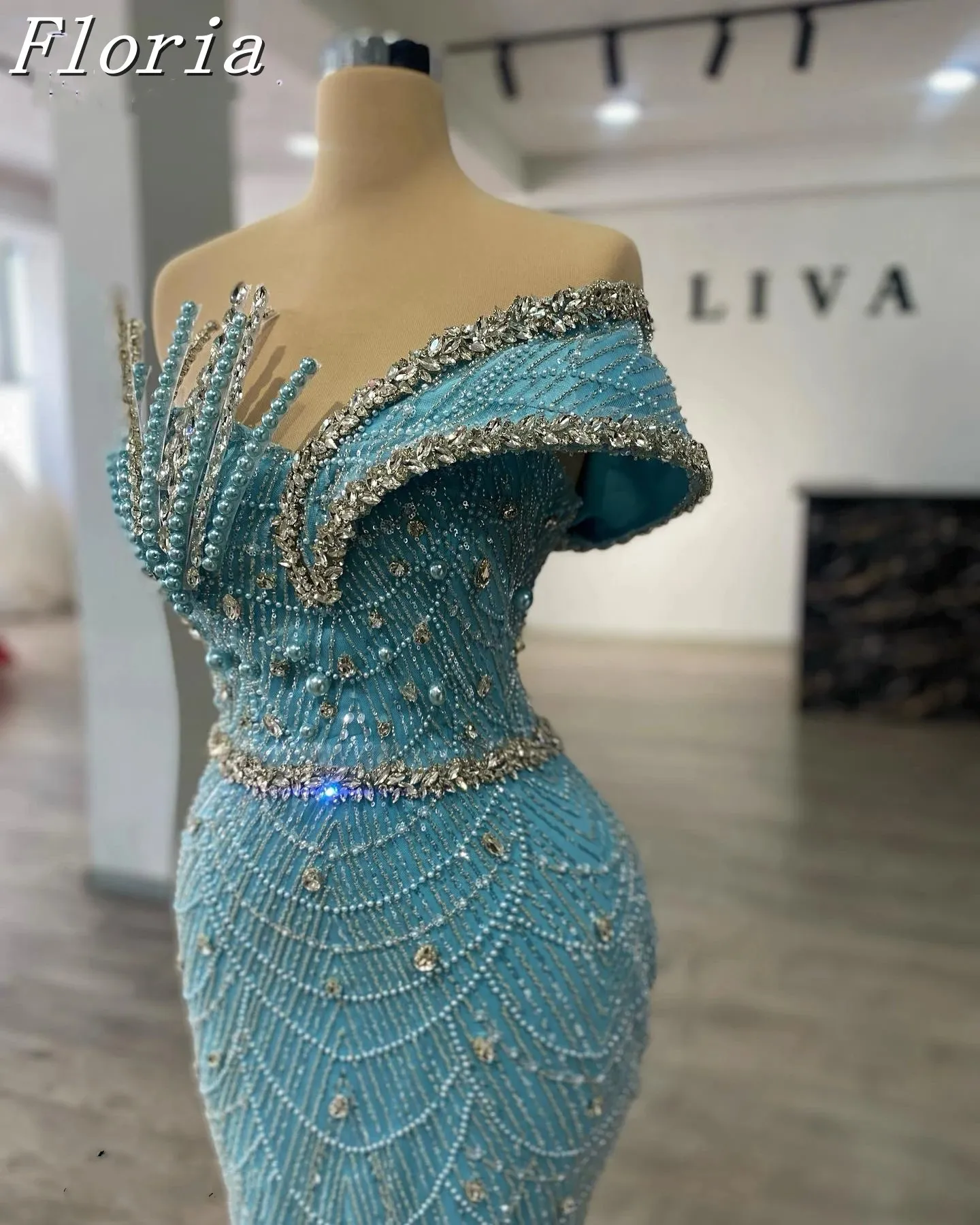 Sky Blue Beaded ชุดราตรี Mermaid Elegant Sweetheart Celebrity ชุดเดรสคริสตัล Robes De Soirée Prom Party Dresses
