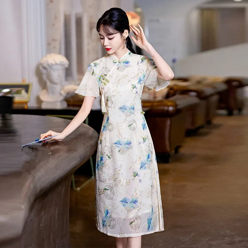 

Improved Embroidered Cheongsam Chinese Traditional Qipao Dress Mom Fashion Modern elegant party dresses