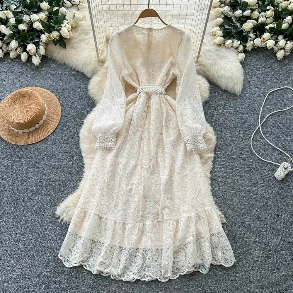 فستان أنيق عتيق مفرغ من الدانتيل بأكمام طويلة مكشكش أنيق على الموضة الكورية الجنية ملابس نسائية