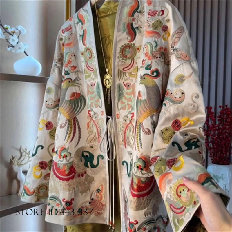 

New Chinese Style Kimono Cardigan Jacket Women Costume Luxury Exquisite Embroidery Hanfu Tops Coat Asian Style Chinese Clothing