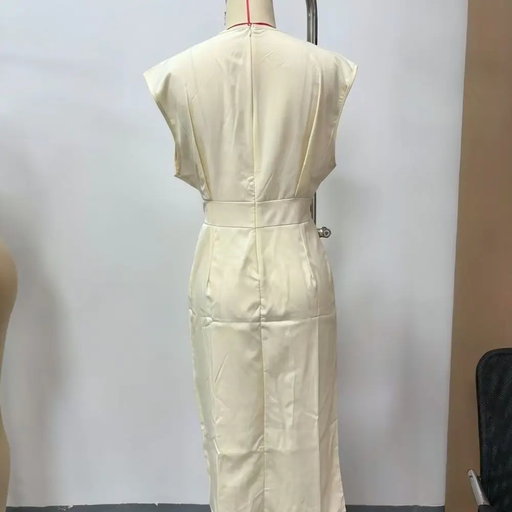 Elegant Summer Women Midi Dress Slim Fit Sleeveless O Neck Split Design Button Decoration Casual Office Lady Bodycon Vestidos