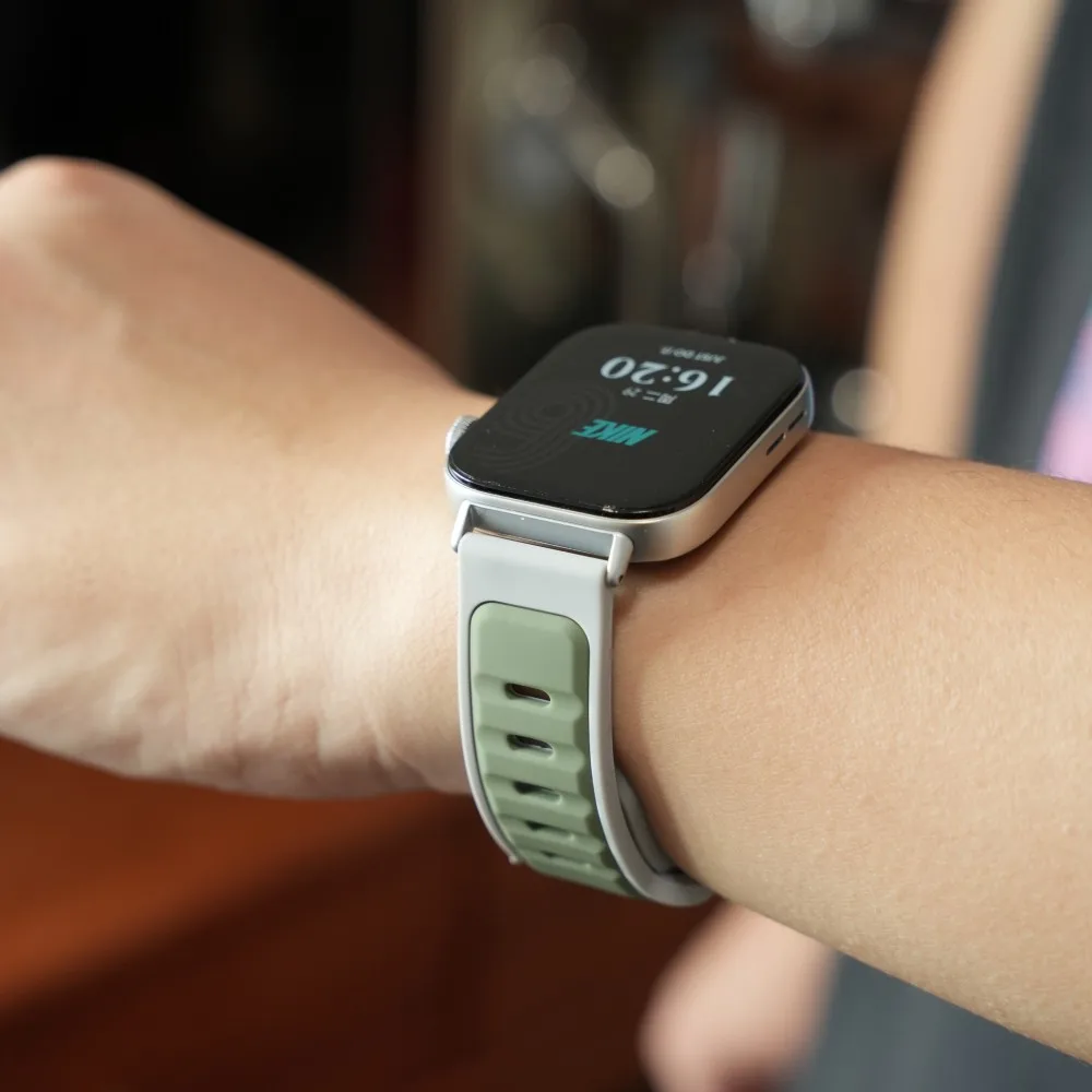 Sport Liquid Silicone Band for Redmi Watch 6 5 4 Watch 5 Active 5 Lite Breathable Soft Strap for Xiaomi Mi Band 9 Pro 8 Pro