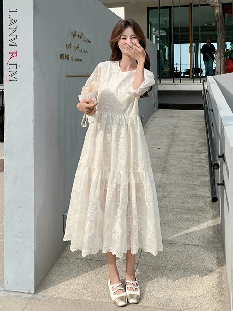 

LANMREM Fashion Embroidery Dress For Women O-neck Puff Sleevers Solid Color Gathered Waist Dresses 2024 Summer New 2Z1844