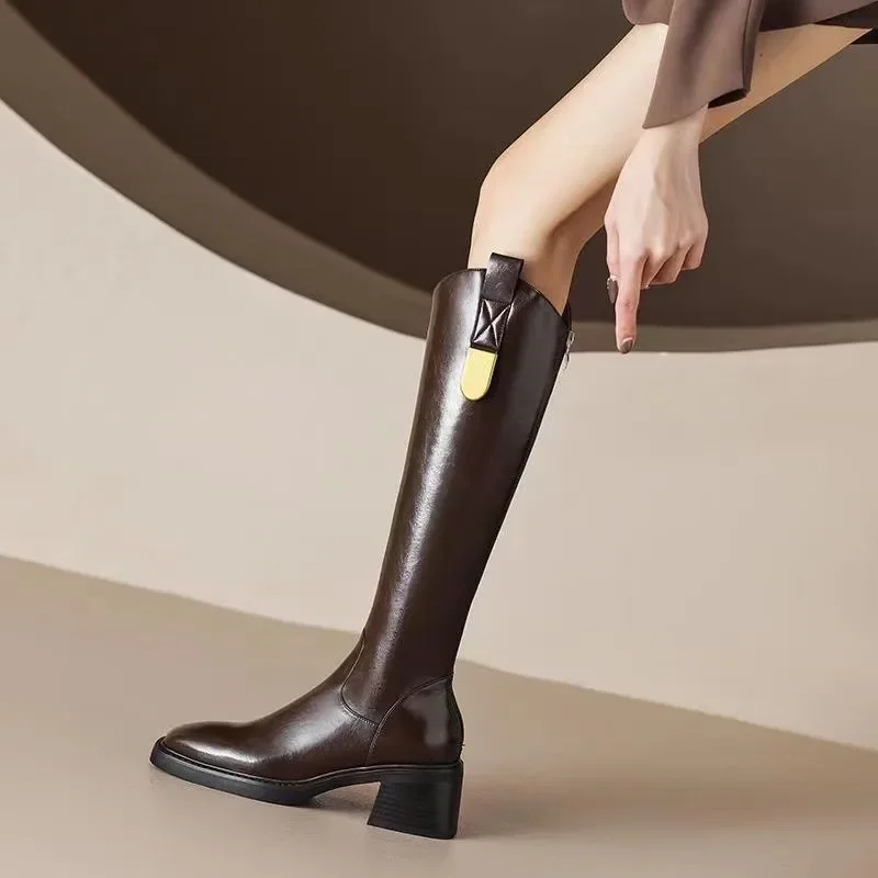 French knee-high boots, English multi-purpose boots, platform and heels, Autumn/Winter 2024