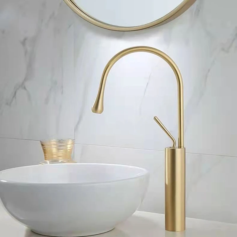 

Copper European-style countertop basin faucet bathroom rotatable brushed gold faucet water drop hot and cold basin faucet