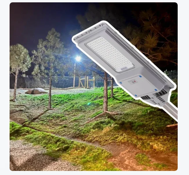 

300 W solar street light-30,000 lumens
