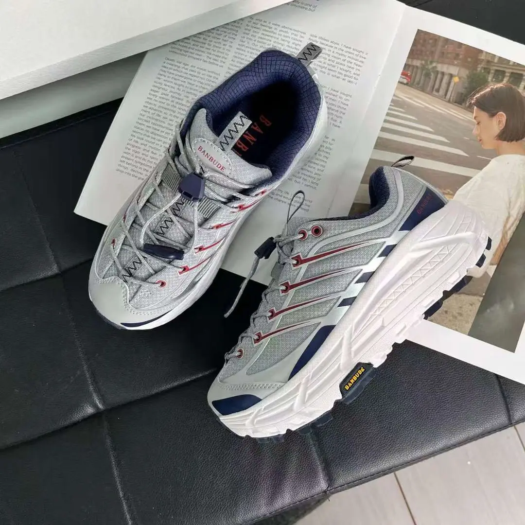 2025 Summer New Men's Outdoor Hiking Shoes Women's Climbing Shoes Fashion Breathable Mesh Casual Sneakers