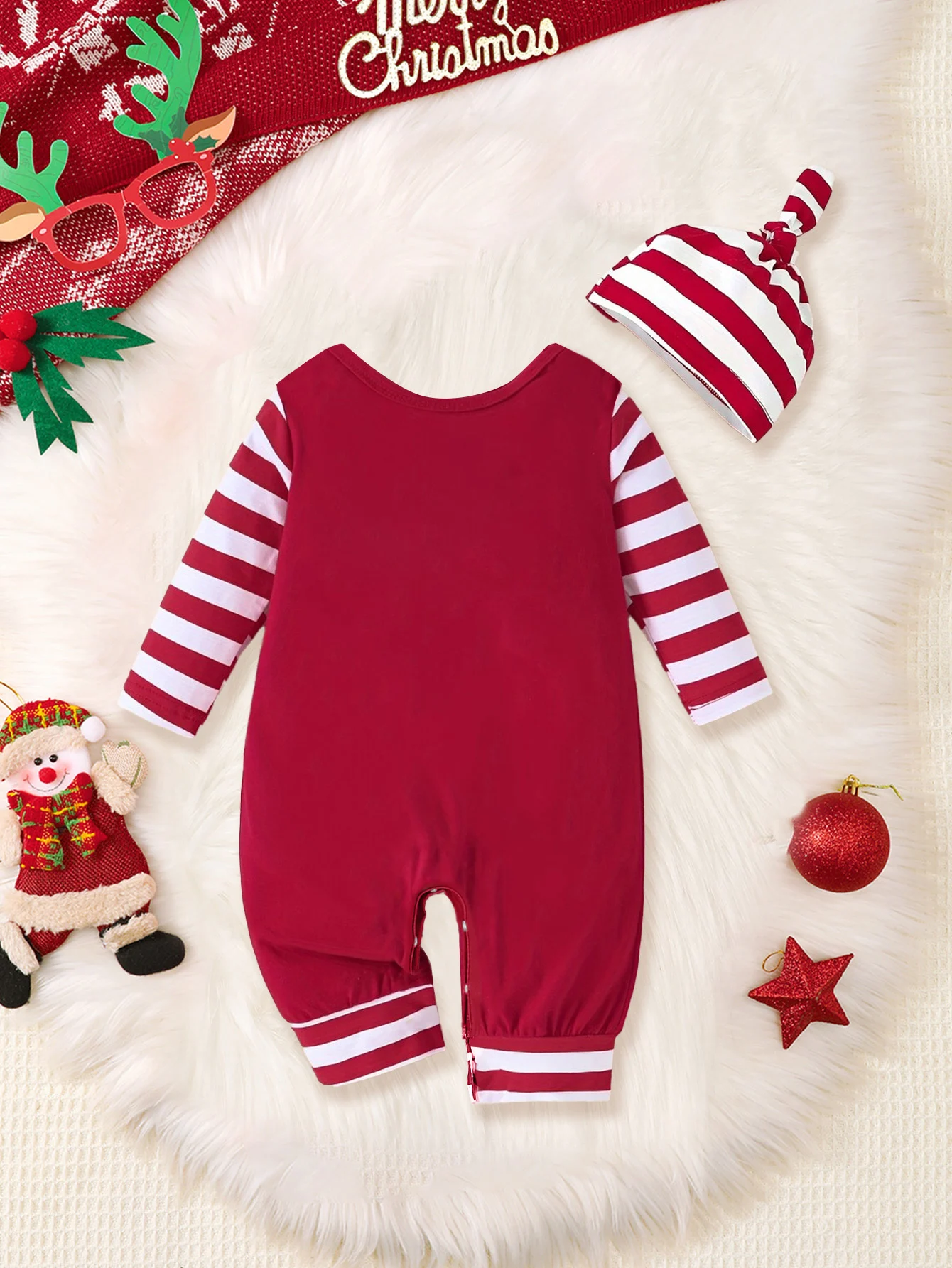 Baby Girl Christmas Autumn Outfit, Round Neck Christmas Letter Print Long-Sleeve Jumpsuit + Hat 2-Piece Set, Versatile for Everyday Casual Wear