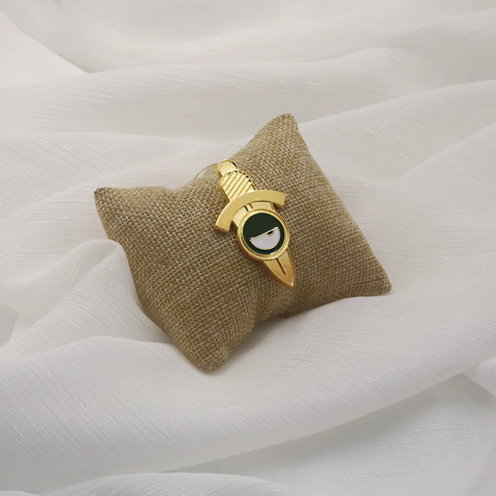 Spy×Family Lapel Pins Eyes Anime Jacket Cosplay Metal Brooch Jewelry Accessories for Men Women Fans Souvenir Gifts