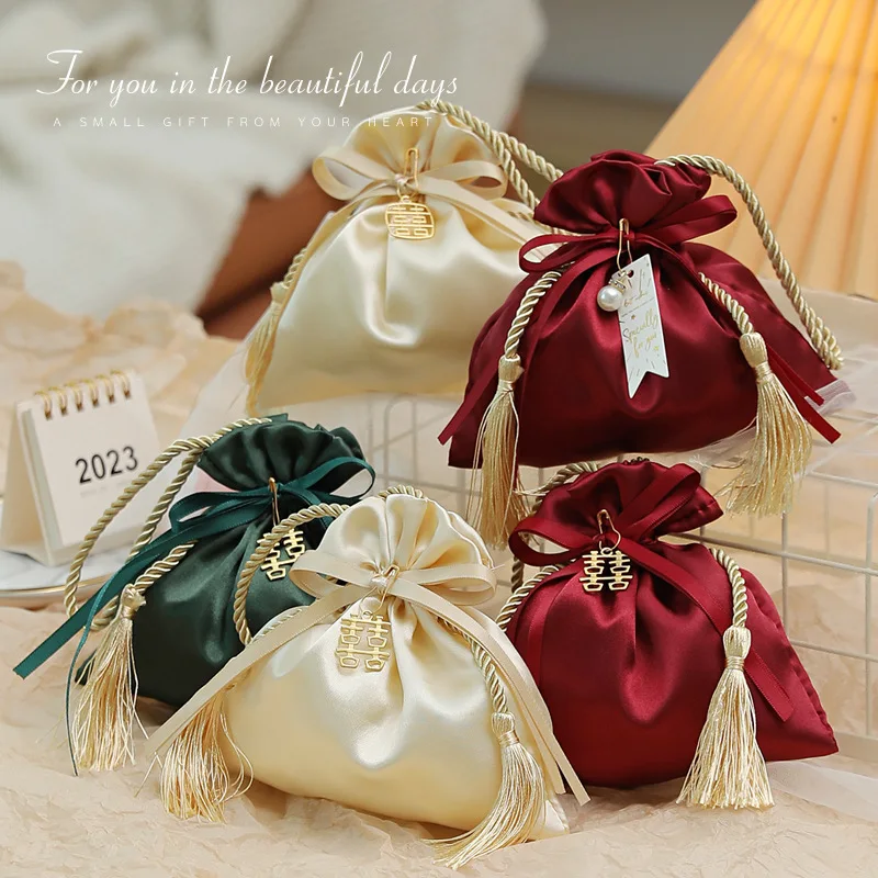 Luxury Packing Drawstring Velvet Pouch Sachet Gift Bag For Jewelry Wedding Candy Bag With Pearl String For Birthday Party Decor