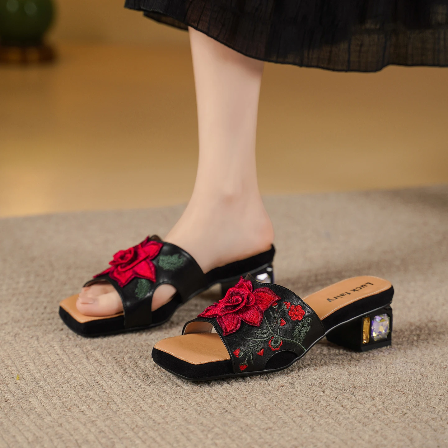 2026 new summer women sandals natural leather 22-24.5cm cowhide+pigskin embroidery flower mules high heel women slippers fashion