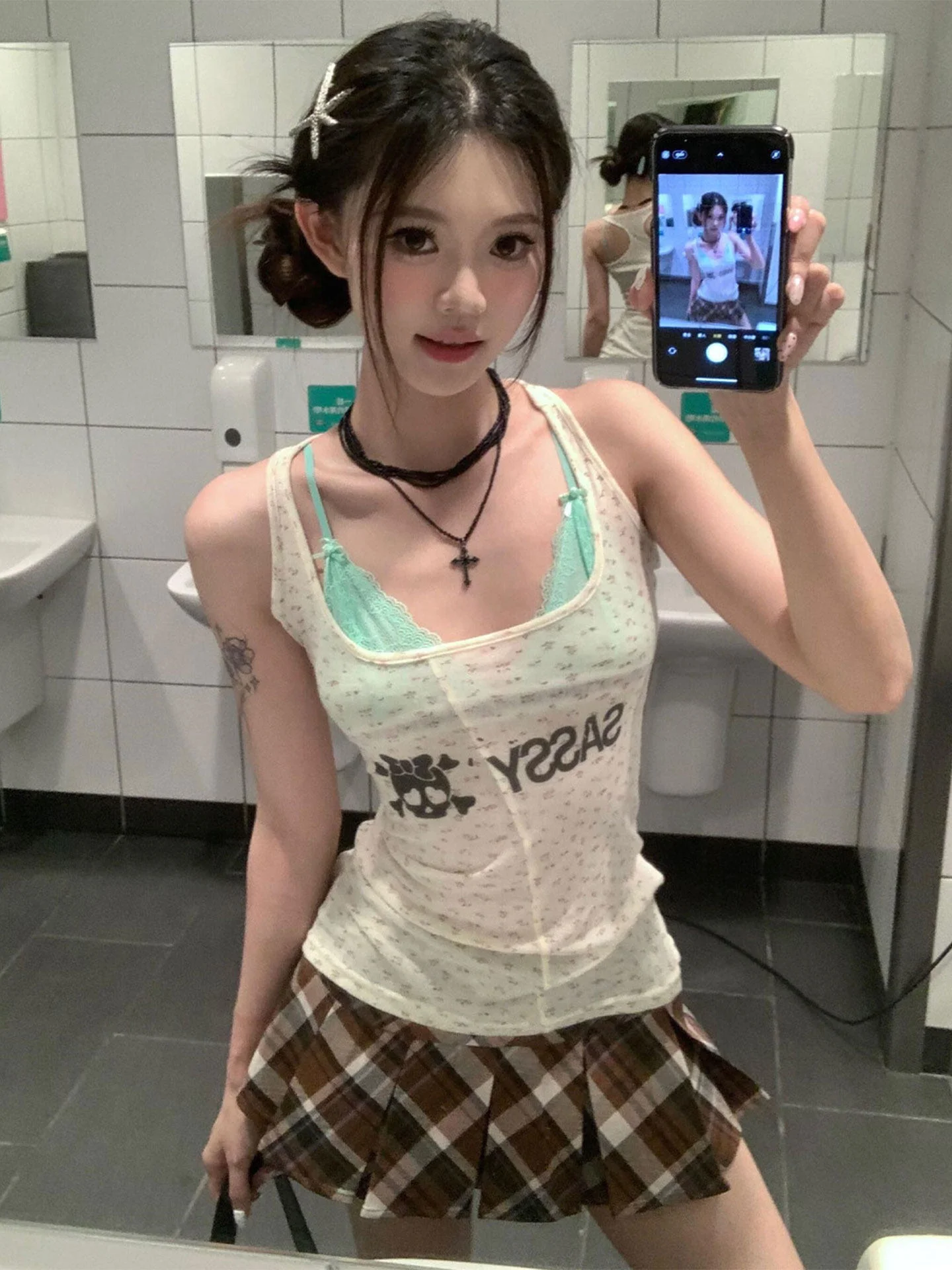 

Sexy Spicy Girl Skull Head Print Halter Vest Women Summer Breathable Micro Translucent Base Y2K Top Sleeveless Fashion