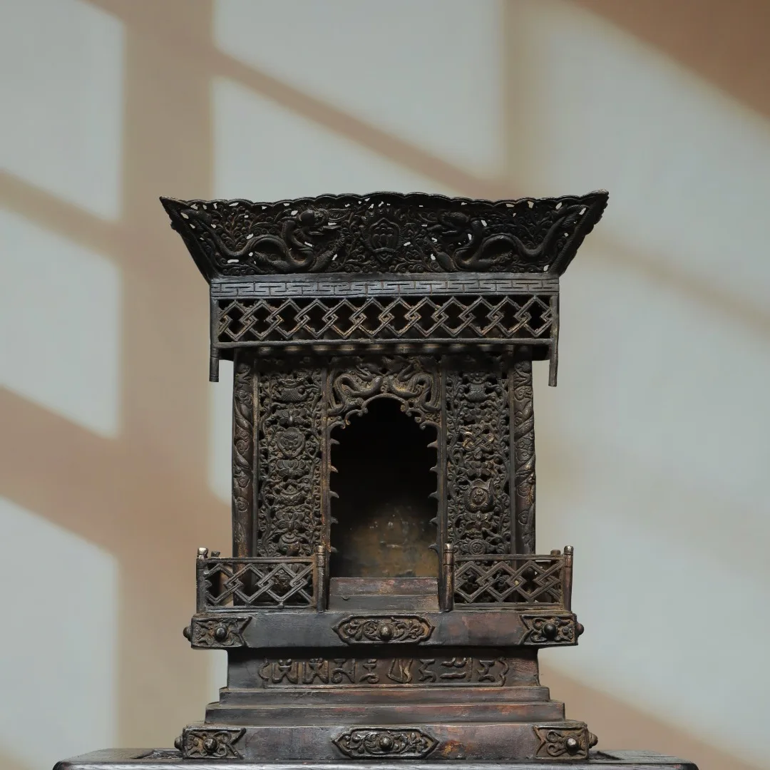 15"Old Bronze Gilded Cinnabar Buddhist Niche Buddhist shrine Buddha's house Flower texture Study screenWorship Hall