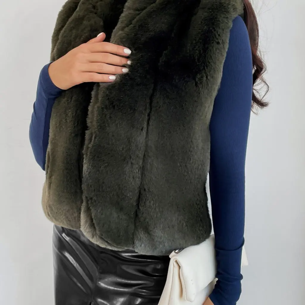 

Women's Short Sleeveless Fox Fur Vest Imitation European And American Style Fashionable Hair Jacket for All Seasons