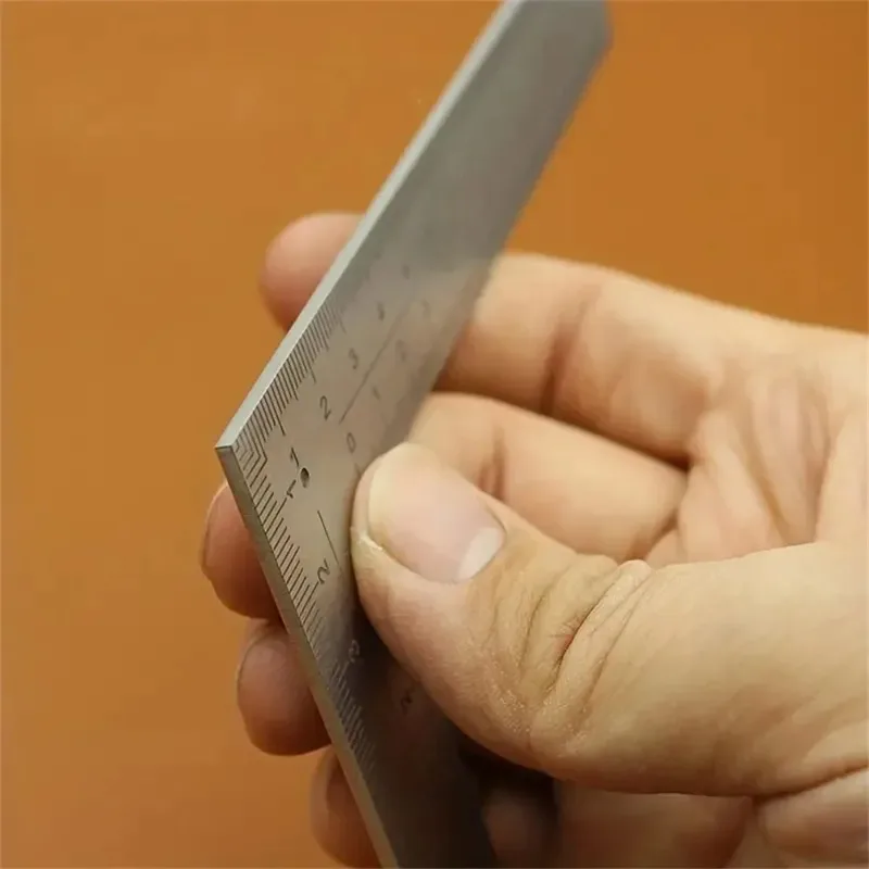 مسطرة صغيرة من الفولاذ المقاوم للصدأ على شكل حرف L على الوجهين - أداة قياس عالية الدقة لتصميم الجلد، مواد معدنية #4