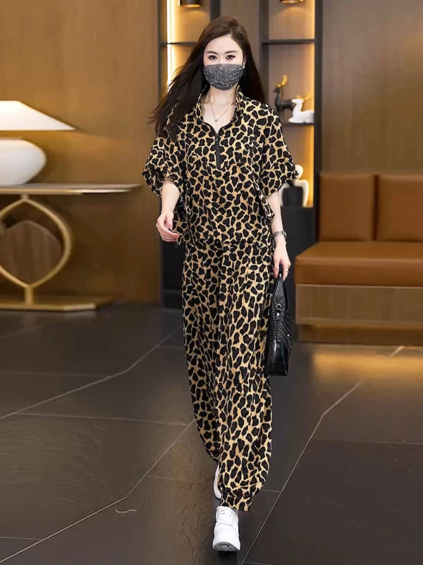 

Authentic 2026 Women's Fashion Printed Loose Slimming Harlan Pants Two-Piece Set Casual Style Lightweight Short Sleeve Shirt