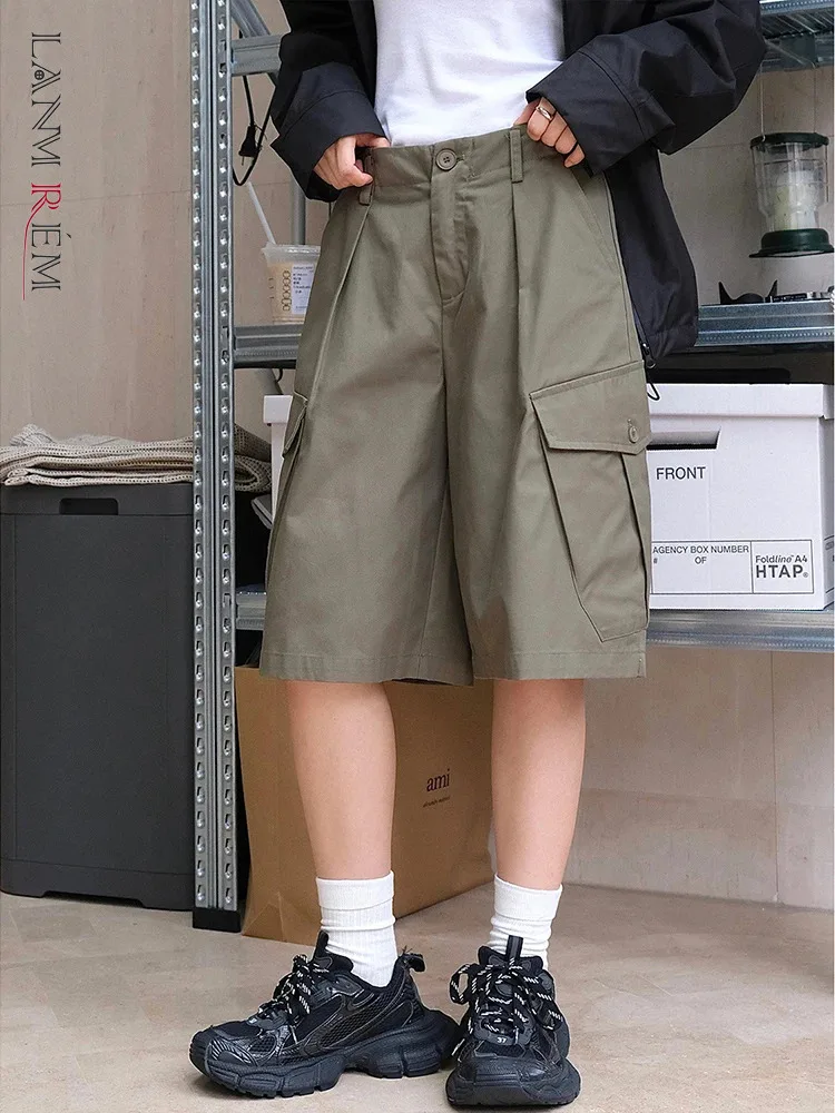 

LANMREM Streetwear Big Pockets Design Shorts For Women High Waist Straight Vintage Loose Clothing 2024 Summer New 26D9780