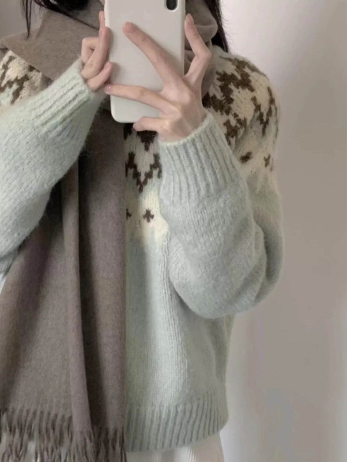 เสื้อสเวตเตอร์ถักลายแฟร์ไอล์อเนกประสงค์สำหรับผู้หญิง ฤดูใบไม้ผลิ ฤดูใบไม้ร่วง 2025 ทรงหลวม สไตล์ลำลอง คอกลม ถักนิตติ้ง เสื้อแฟชั่นสำหรับผู้หญิง เหมาะสำหรับใส่ไปทำงาน