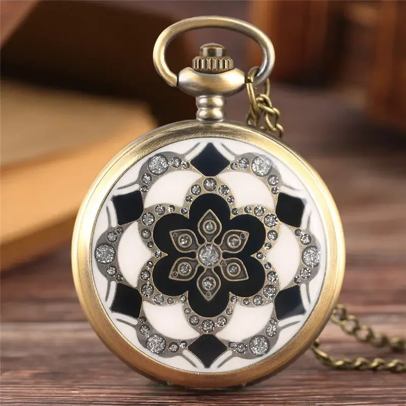 

Antique Classical Pocket Watch with Engraved Flower Cover Men Women Bronze Quartz Analog Watches Necklace Pendant Chain Gift