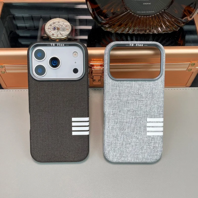 Casing Kain Magnetik Original untuk iPhone 17 16 15 14 Pro Max dengan Kompatibilitas Pengisian Daya Nirkabel dan Pelindung Lensa dari Alloy