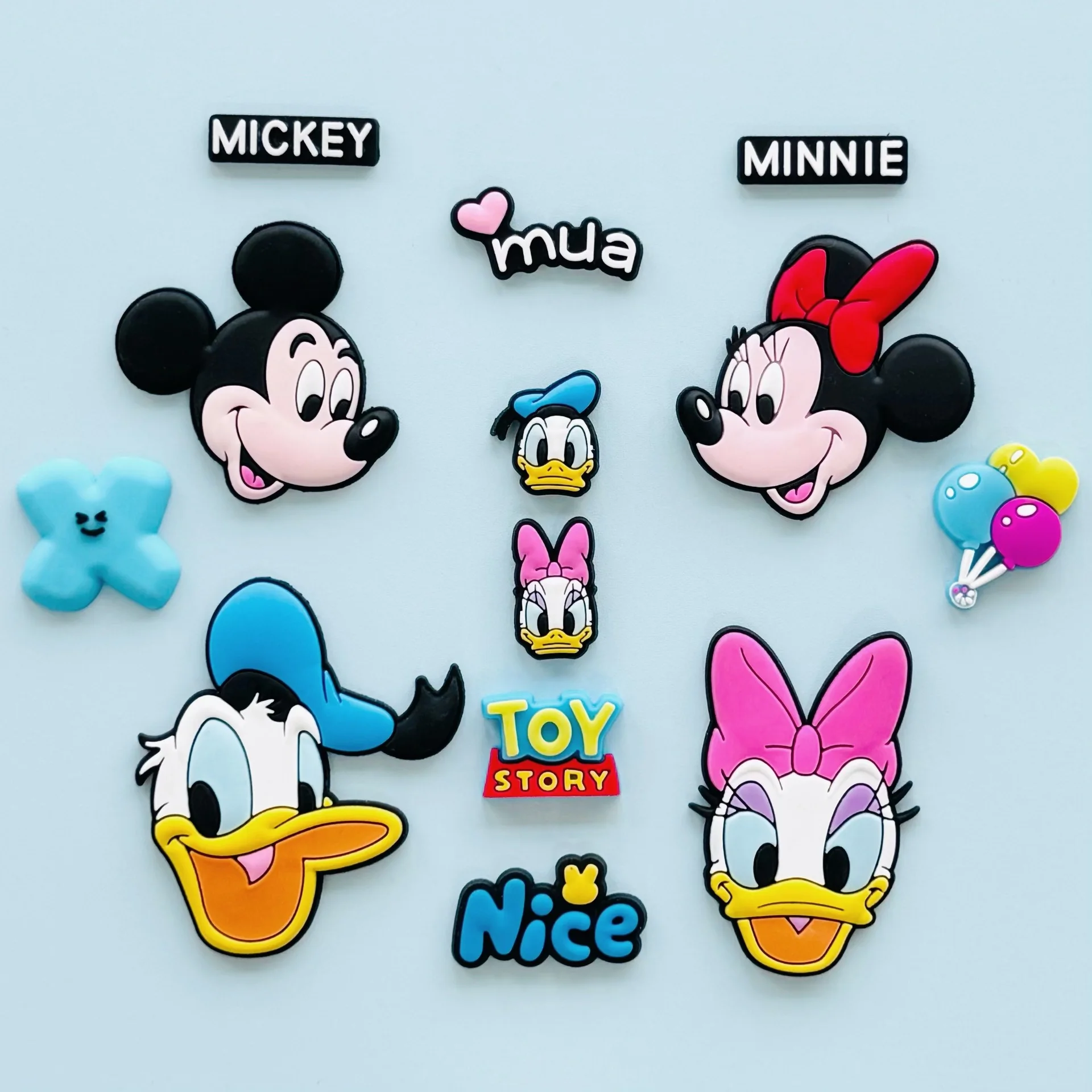 

Miniso PVC soft glue patch Mickey Mouse Donald Duck cartoon decoration DIY refrigerator stickers accessories accessories