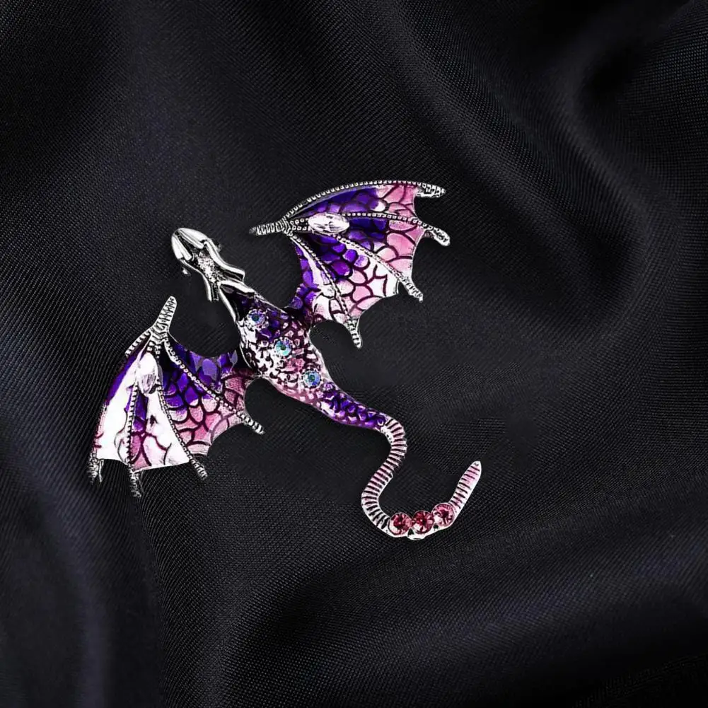 Brooch Oil-dripping Flying Dragon Rhinestone Cartoon Enamel Animal Shape Men Women Clothing Hat Bag Lapel Pin Fashion Jewelry