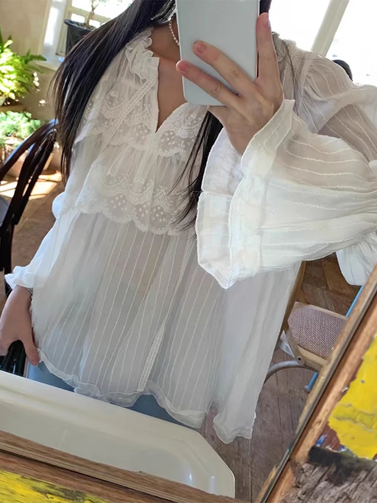 Chic Spring Sweetn V-ne Sa Design Loose Splicing Lace Long Sve Striped Chiffon irt Korean Sle Commute Faion